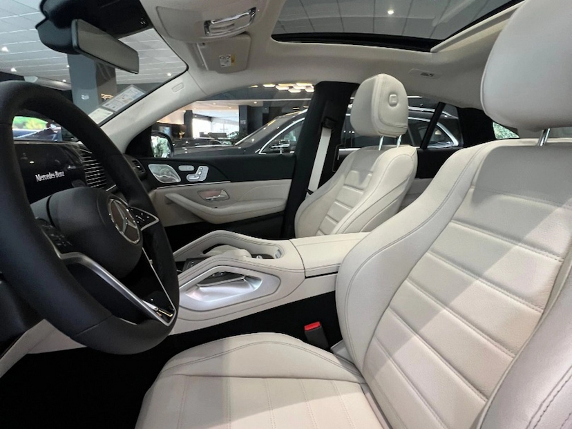 Foto do veículo MERCEDES-BENZ GLE 450D 3.0 I6 MHEV DIESEL 4MATIC 9G-TRONIC 2026 0 KM 829.900,00