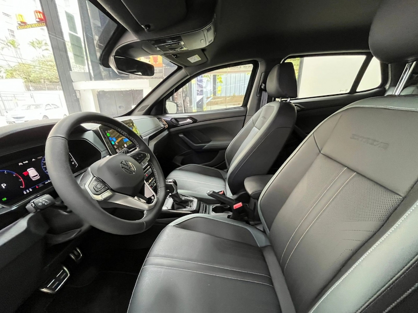 Foto do veículo VOLKSWAGEN T-CROSS 1.4 250 TSI TOTAL FLEX EXTREME AUTOMÁTICO 2026 0 KM 178.777,00