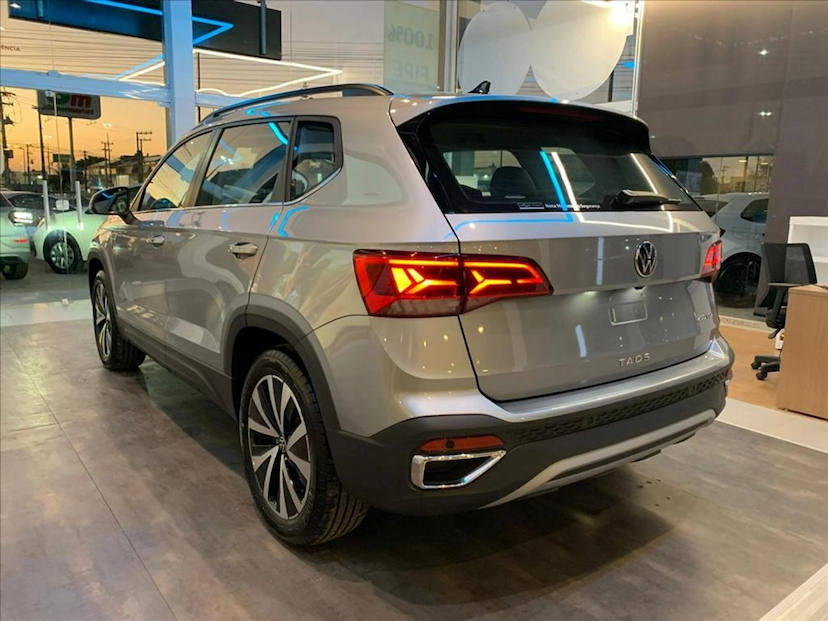 Foto do veículo VOLKSWAGEN TAOS 1.4 250 TSI TOTAL FLEX COMFORTLINE AUTOMÁTICO 2025 0 KM 185.600,00