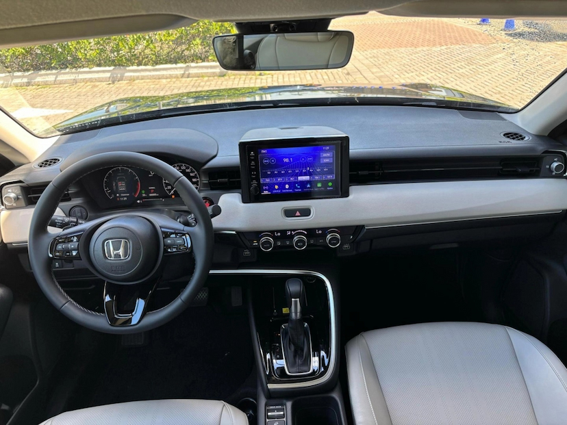 Foto do veículo HONDA HR-V 1.5 DI I-VTEC TURBO FLEX TOURING CVT 2026 0 KM 196.400,00