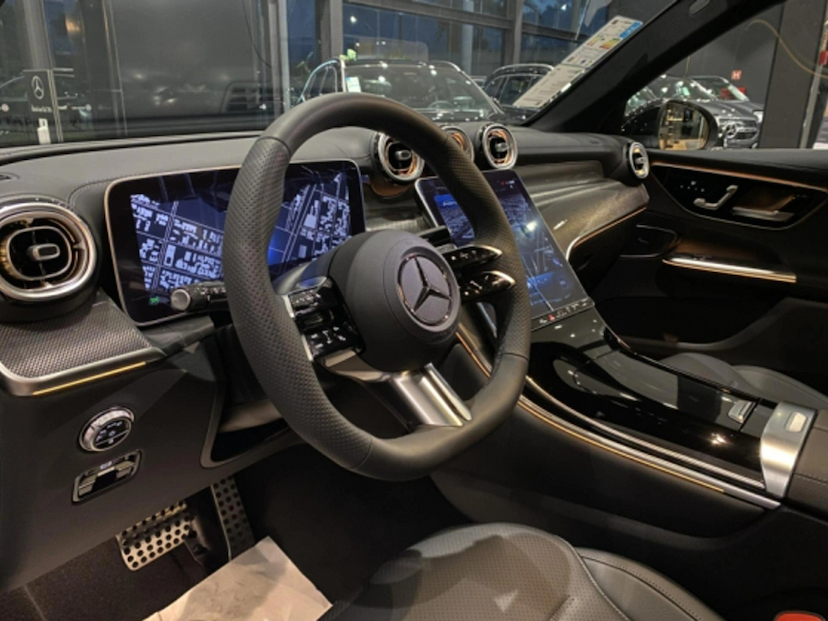 Foto do veículo MERCEDES-BENZ GLC 300 2.0 MHEV AMG LINE 4MATIC 9G-TRONIC 2026 0 KM 509.900,00