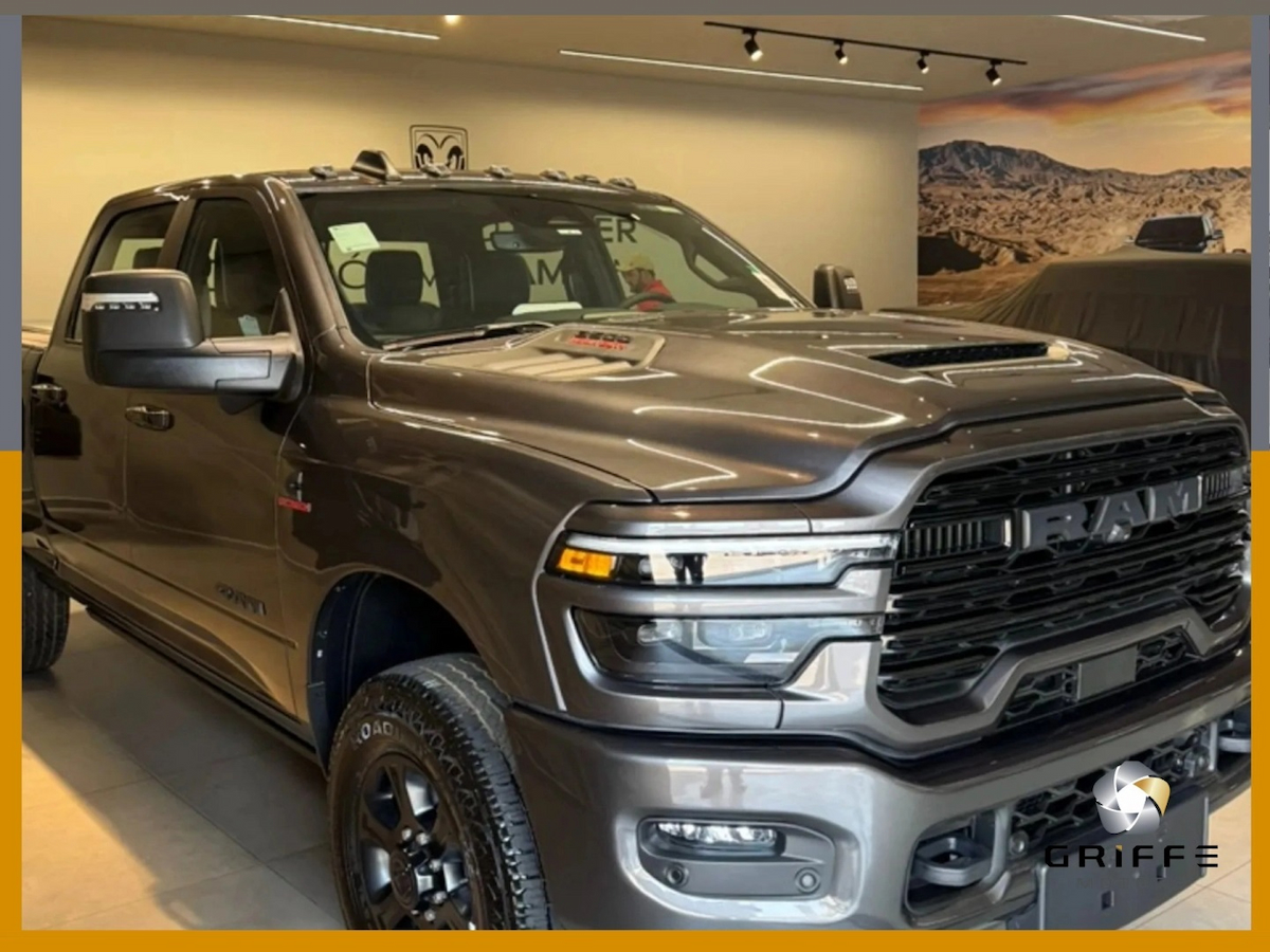 Foto do veículo RAM 3500 6.7 I6 TURBO DIESEL LARAMIE NIGHT EDITION CD 4X4  AUTOMÁTICO 2026/2026 0 KM R$ 539.800,00