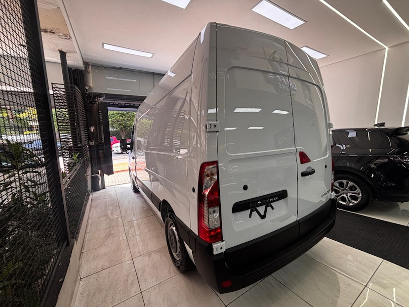 Foto do veículo RENAULT MASTER 2.3 DCI DIESEL EXTRA FURGÃO L3H2 3P MANUAL 2026 0 KM 263.800,00