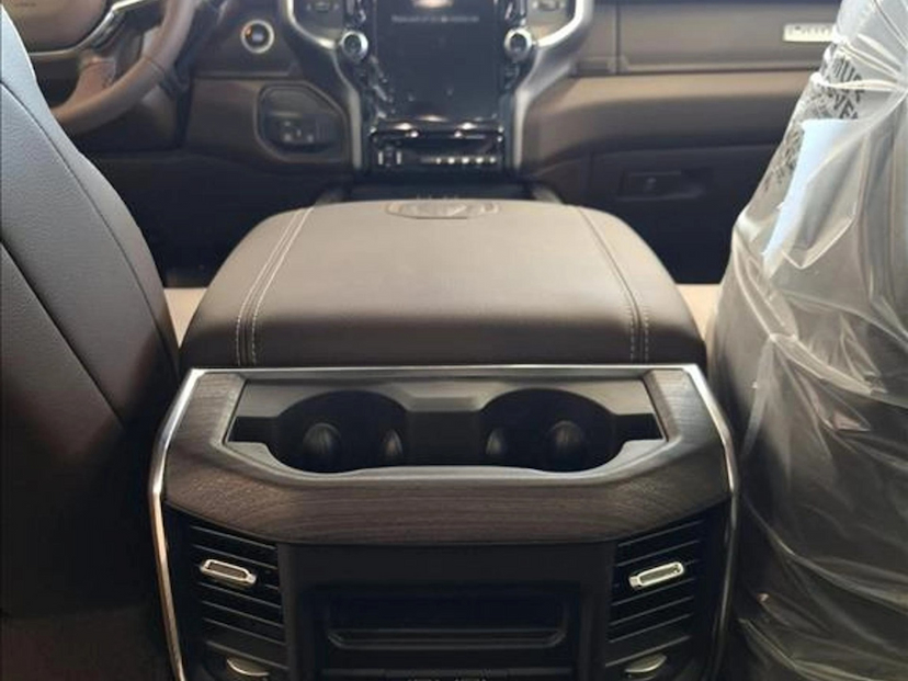 Foto do veículo RAM 2500 6.7 I6 TURBO DIESEL LARAMIE CD 4X4 AUTOMÁTICO 2026 0 KM 479.900,00