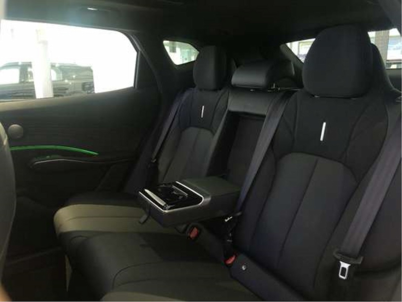 Foto do veículo OMODA 7 1.5 TGDI PHEV PRESTIGE DHT 2027 0 KM 278.900,00
