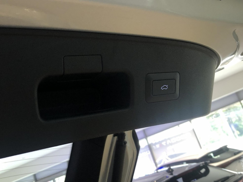 Foto do veículo OMODA 7 1.5 TGDI PHEV PRESTIGE DHT 2026 0 KM 272.890,00