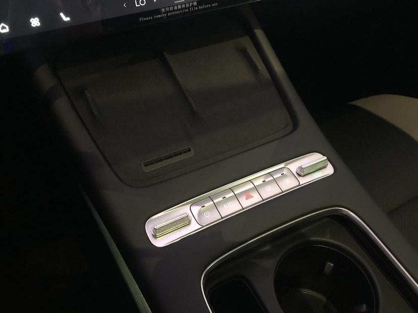 Foto do veículo OMODA 7 1.5 TGDI PHEV PRESTIGE DHT 2026 0 KM 272.890,00