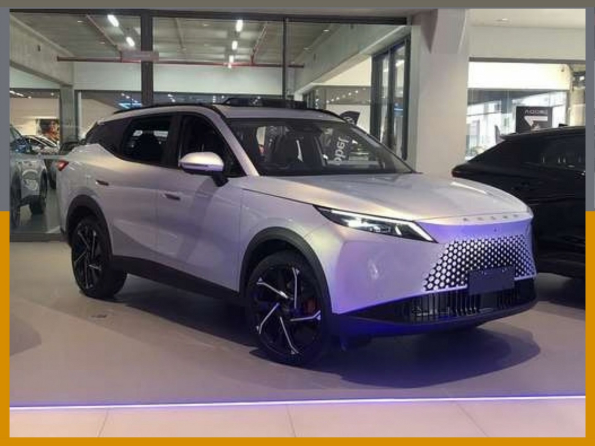Foto do veículo OMODA 7 1.5 TGDI PHEV PRESTIGE DHT 2026/2027 0 KM R$ 278.900,00