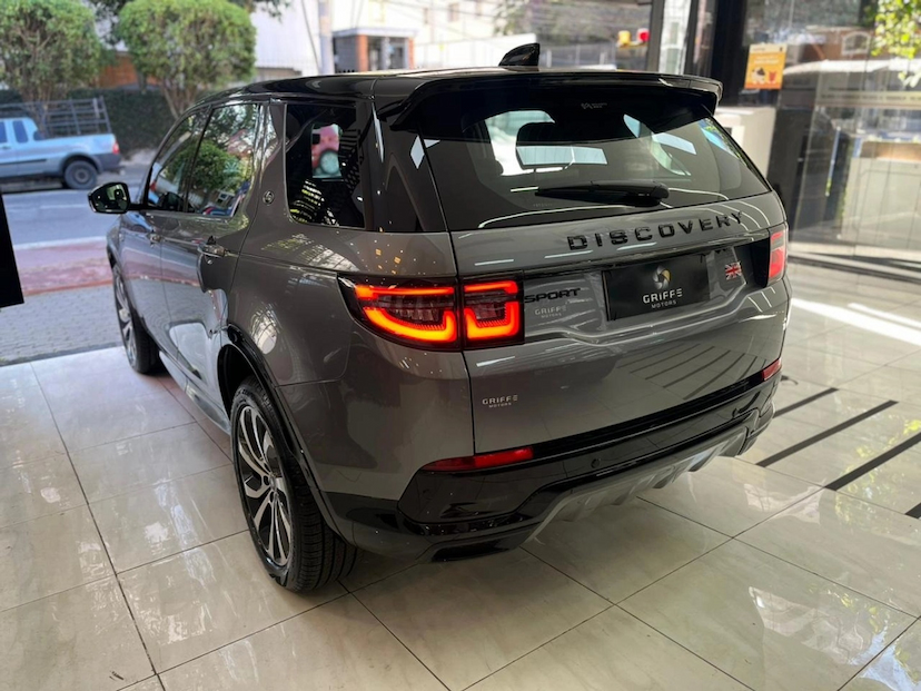 Foto do veículo LAND ROVER DISCOVERY SPORT 2.0 P250 TURBO FLEX R-DYNAMIC SE AUTOMÁTICO 2025 0 KM 565.777,00