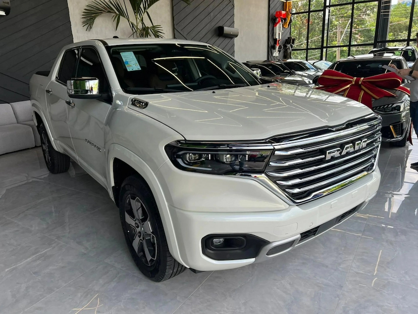 Foto do veículo RAM RAMPAGE 2.2 TURBO DIESEL LARAMIE 4X4 AUTOMÁTICO 2027 0 KM 224.780,00