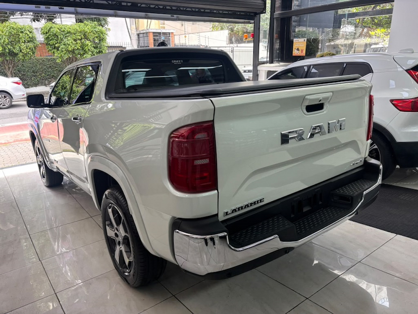 Foto do veículo RAM RAMPAGE 2.2 TURBO DIESEL LARAMIE 4X4 AUTOMÁTICO 2027 0 KM 219.980,00