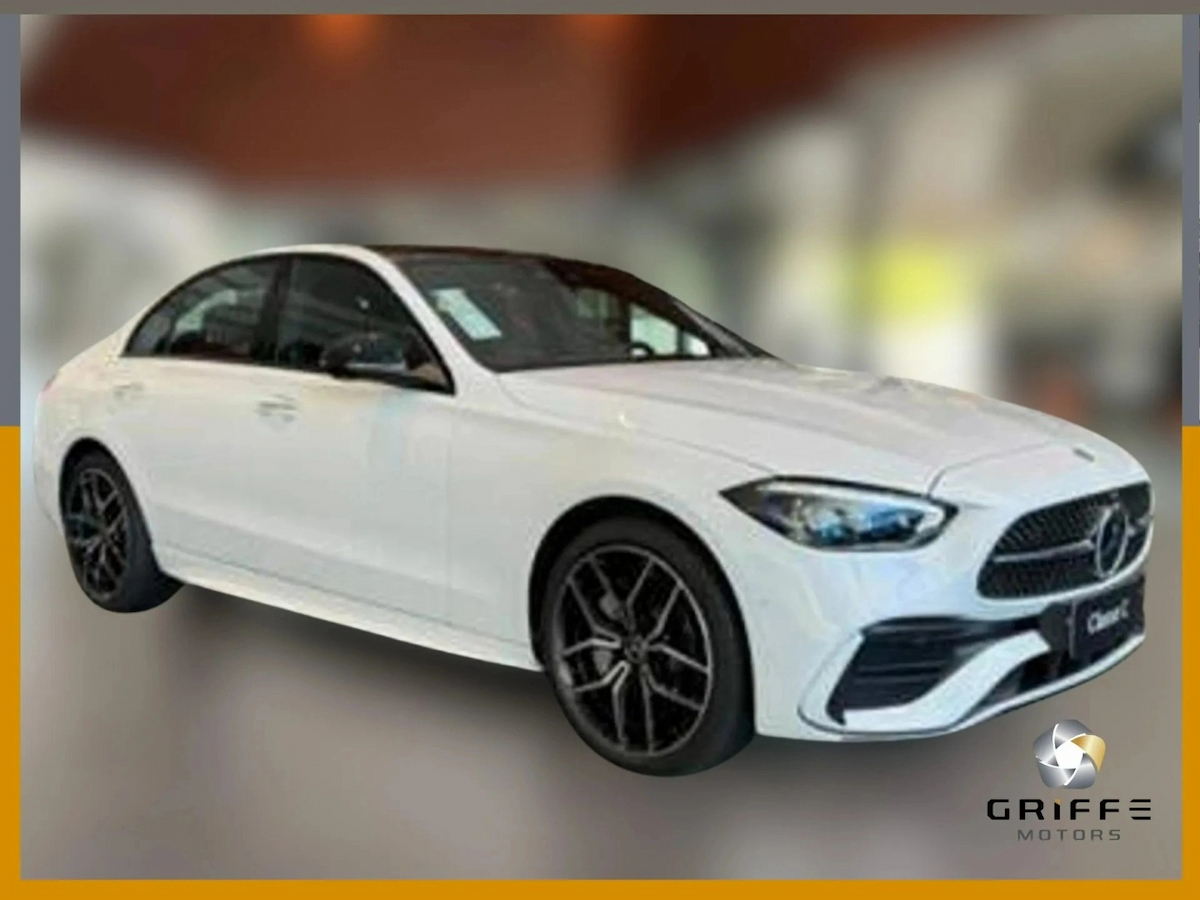 Foto do veículo MERCEDES-BENZ C 300 2.0 EQ BOOST HÍBRIDO AMG LINE 9G-TRONIC 2025/2026 0 KM R$ 449.800,00