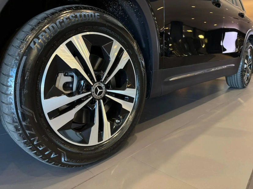 Foto do veículo MERCEDES-BENZ GLB 220 2.0 MHEV PROGRESSIVE 4MATIC 8G-DCT 2026 0 KM 369.700,00