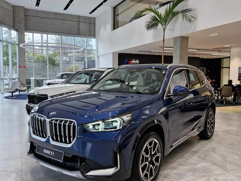 Foto do veículo BMW X1 2.0 16V TURBO GASOLINA SDRIVE20I X-LINE STEPTRONIC 2026 0 KM 349.890,00