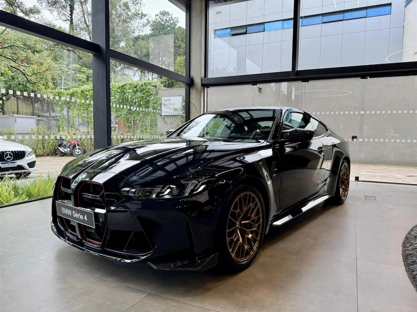 Foto do veículo BMW M4 3.0 I6 TWINTURBO GASOLINA COUPÉ CS M STEPTRONIC 2025 0 KM 1.389.900,00