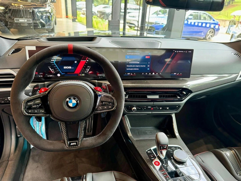 Foto do veículo BMW M4 3.0 I6 TWINTURBO GASOLINA COUPÉ CS M STEPTRONIC 2025 0 KM 1.389.900,00