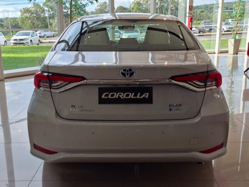 Foto do veículo TOYOTA COROLLA 1.8 VVT-I HYBRID FLEX ALTIS PREMIUM CVT 2026 0 KM 195.490,00