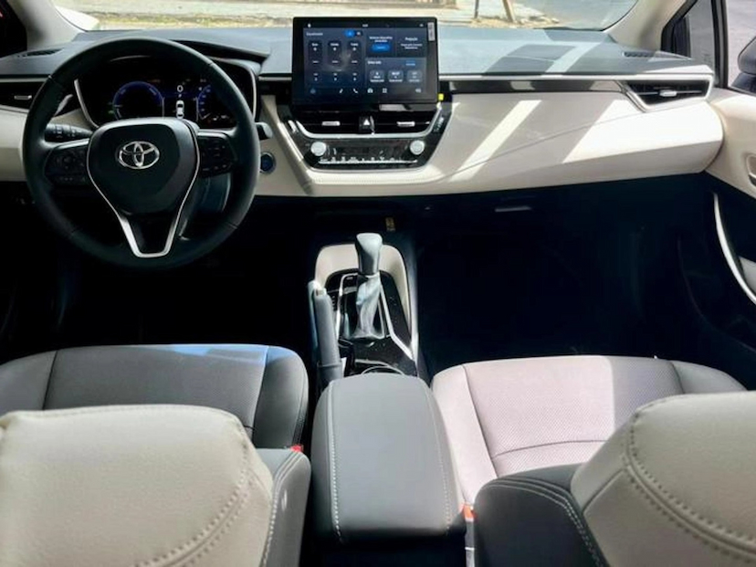 Foto do veículo TOYOTA COROLLA 1.8 VVT-I HYBRID FLEX ALTIS PREMIUM CVT 2026 0 KM 195.490,00
