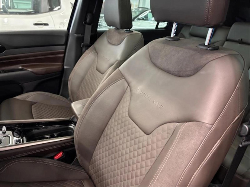 Foto do veículo JEEP COMMANDER 1.3 T270 TURBO FLEX OVERLAND AT6 2026 0 KM 249.500,00