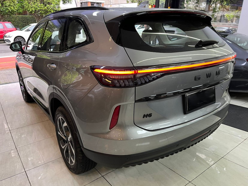 Foto do veículo GWM HAVAL H6 1.5 FLEX PHEV35 AWD E-TRACTION 2027 0 KM 276.300,00
