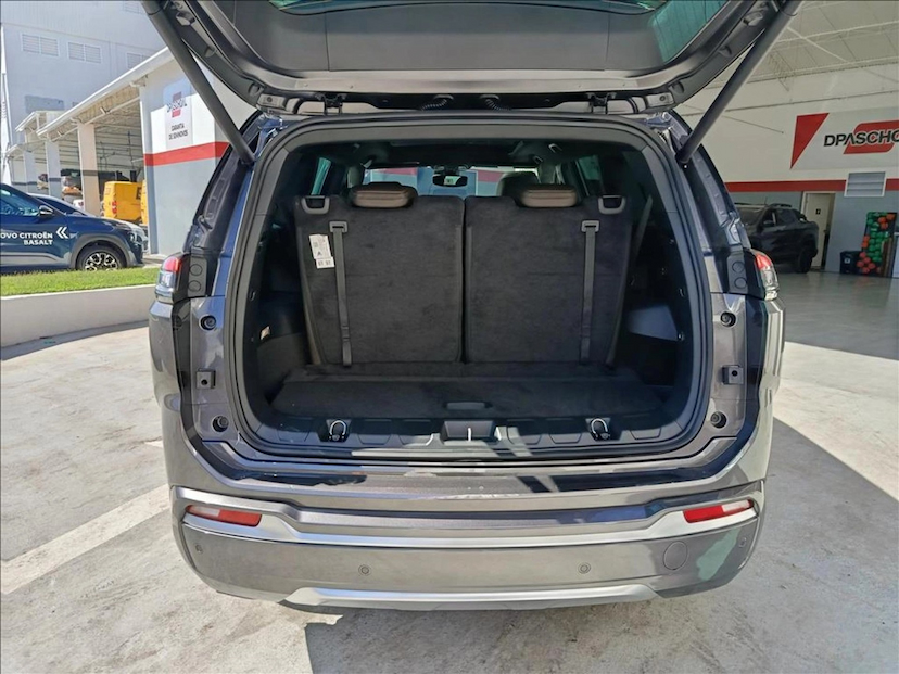 Foto do veículo JEEP COMMANDER 1.3 T270 TURBO FLEX OVERLAND AT6 2026 0 KM 249.500,00