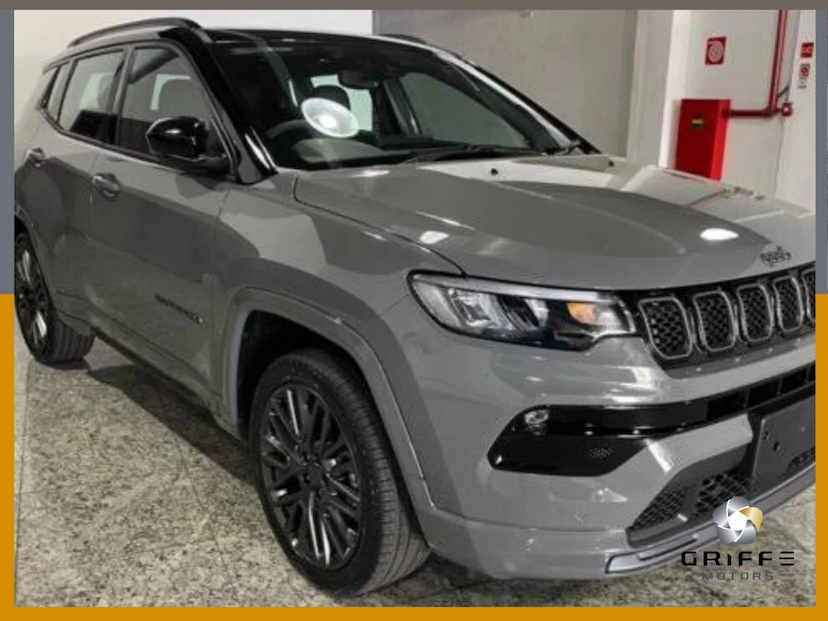 Foto do veículo JEEP COMPASS 2.0 HURRICANE 4 TURBO GASOLINA BLACKHAWK AT9 2026 0 KM 237.777,00