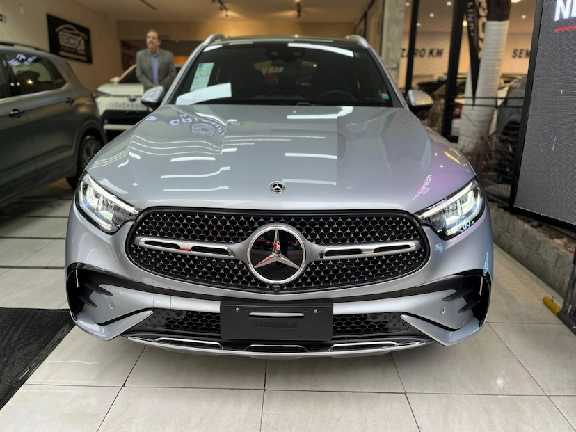 Foto do veículo MERCEDES-BENZ GLC 300 2.0 MHEV AMG LINE 4MATIC 9G-TRONIC 2026 0 KM 509.900,00