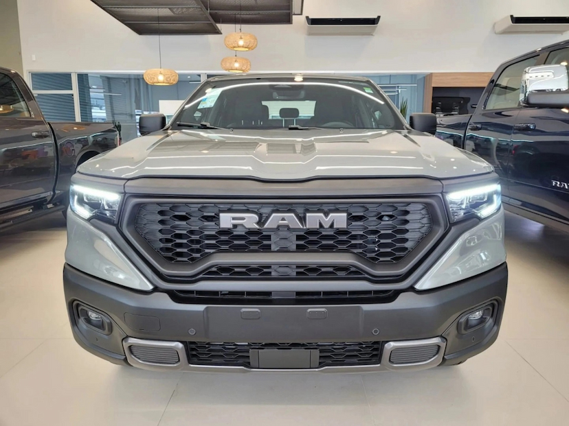 Foto do veículo RAM RAMPAGE 2.2 TURBO DIESEL REBEL 4X4 AUTOMÁTICO 2027 0 KM 334.900,00