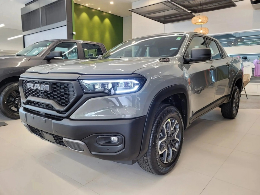Foto do veículo RAM RAMPAGE 2.2 TURBO DIESEL REBEL 4X4 AUTOMÁTICO 2027 0 KM 334.900,00