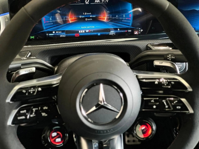 Foto do veículo MERCEDES-BENZ CLA 45 AMG 2.0 CGI GASOLINA S 4MATIC SPEEDSHIFT 2026 0 KM 628.900,00