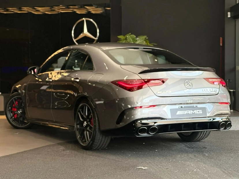 Foto do veículo MERCEDES-BENZ CLA 45 AMG 2.0 CGI GASOLINA S 4MATIC SPEEDSHIFT 2026 0 KM 628.900,00