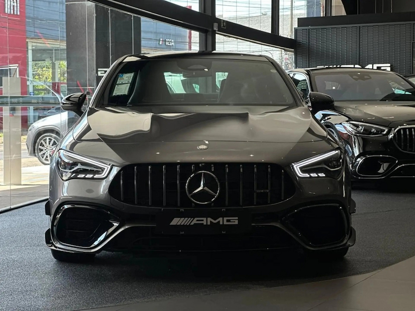 Foto do veículo MERCEDES-BENZ CLA 45 AMG 2.0 CGI GASOLINA S 4MATIC SPEEDSHIFT 2026 0 KM 628.900,00
