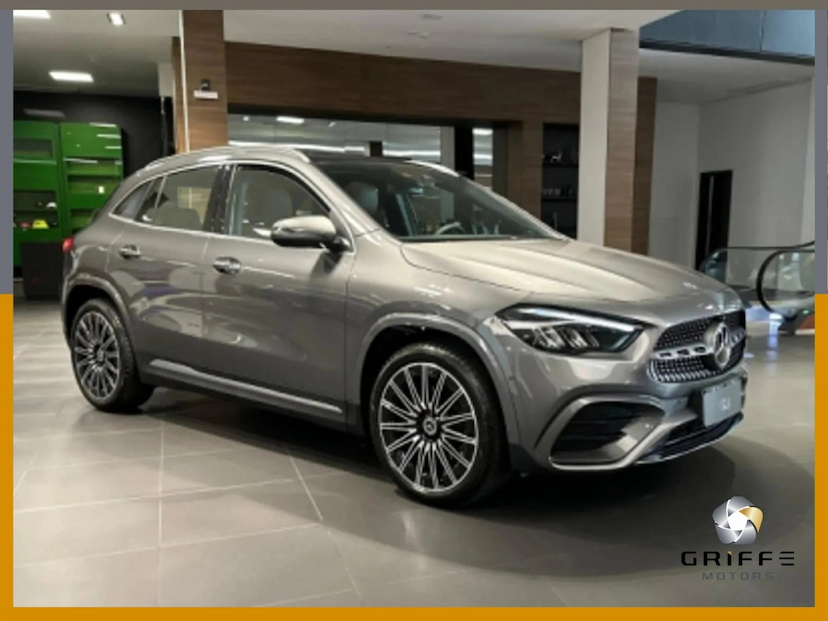 Foto do veículo MERCEDES-BENZ GLA 200 1.3 MHEV AMG LINE 7G-DCT 2026 0 KM 361.777,00