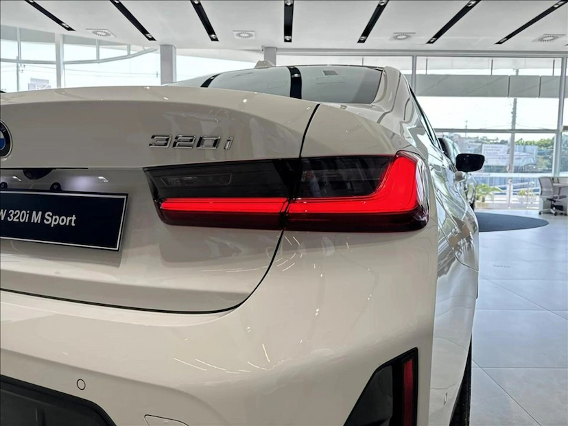 Foto do veículo BMW 320I 2.0 16V TURBO FLEX M SPORT AUTOMÁTICO 2026 0 KM 357.890,00