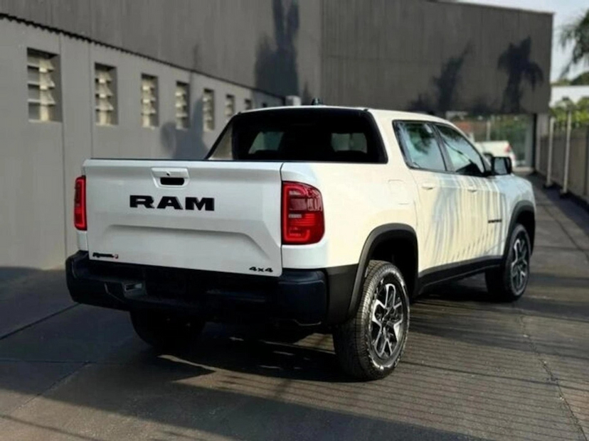Foto do veículo RAM RAMPAGE 2.2 TURBO DIESEL REBEL 4X4 AUTOMÁTICO 2027 0 KM 334.900,00