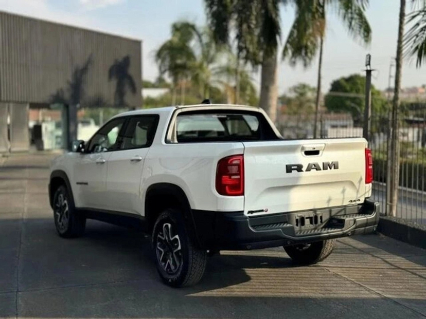 Foto do veículo RAM RAMPAGE 2.2 TURBO DIESEL REBEL 4X4 AUTOMÁTICO 2027 0 KM 334.900,00