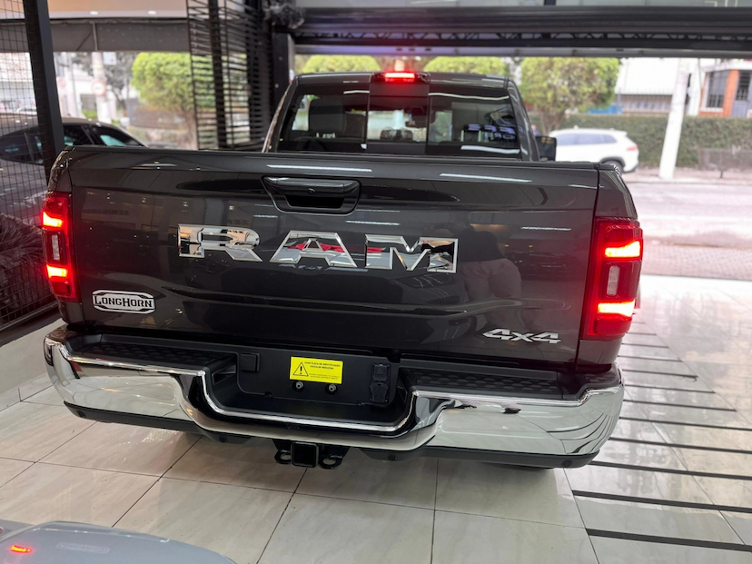 Foto do veículo RAM 3500 6.7 I6 TURBO DIESEL LIMITED LONGHORN CD 4X4  AUTOMÁTICO 2026 0 KM 584.800,00