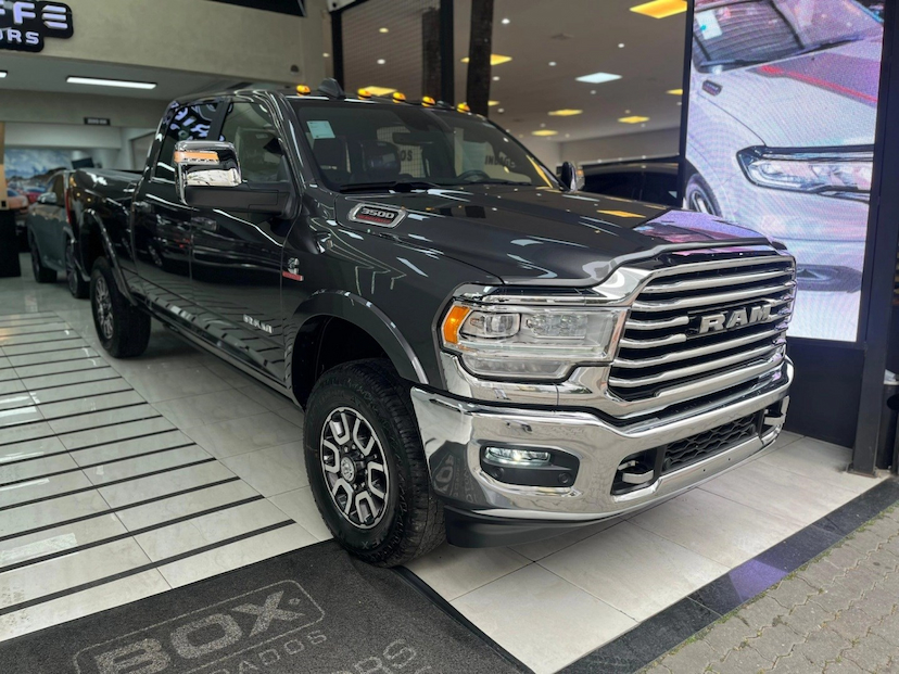 Foto do veículo RAM 3500 6.7 I6 TURBO DIESEL LIMITED LONGHORN CD 4X4  AUTOMÁTICO 2026 0 KM 584.800,00