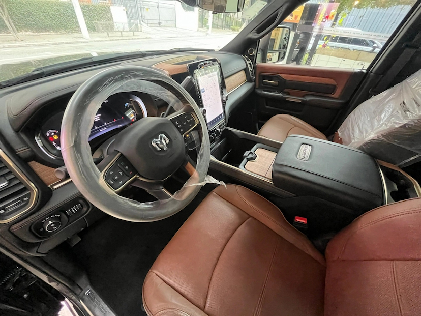 Foto do veículo RAM 3500 6.7 I6 TURBO DIESEL LIMITED LONGHORN CD 4X4  AUTOMÁTICO 2026 0 KM 584.800,00