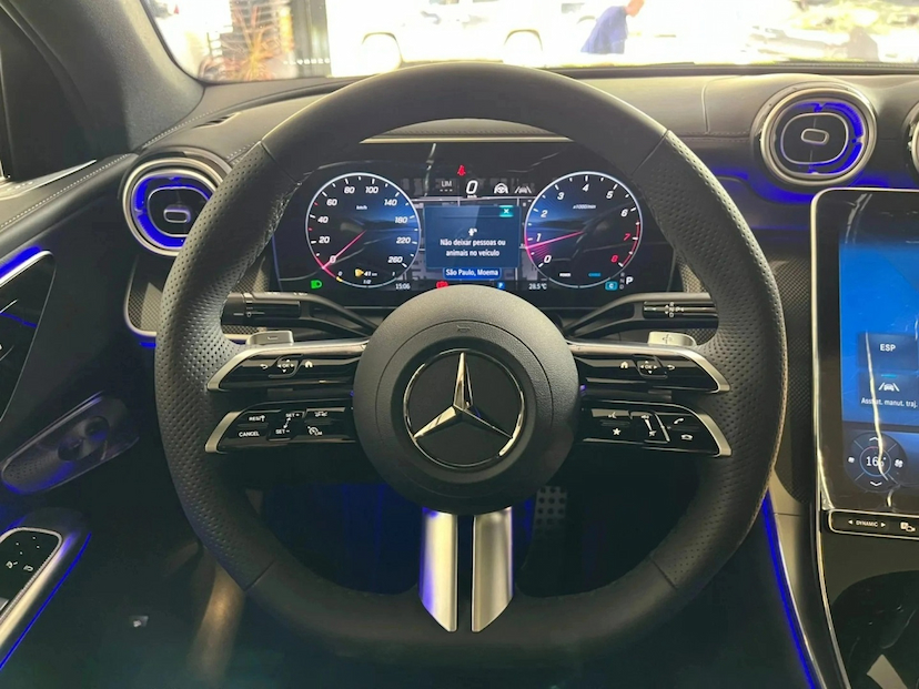 Foto do veículo MERCEDES-BENZ GLC 300 2.0 MHEV AMG LINE COUPÉ 4MATIC 9G-TRONIC 2026 0 KM 530.900,00