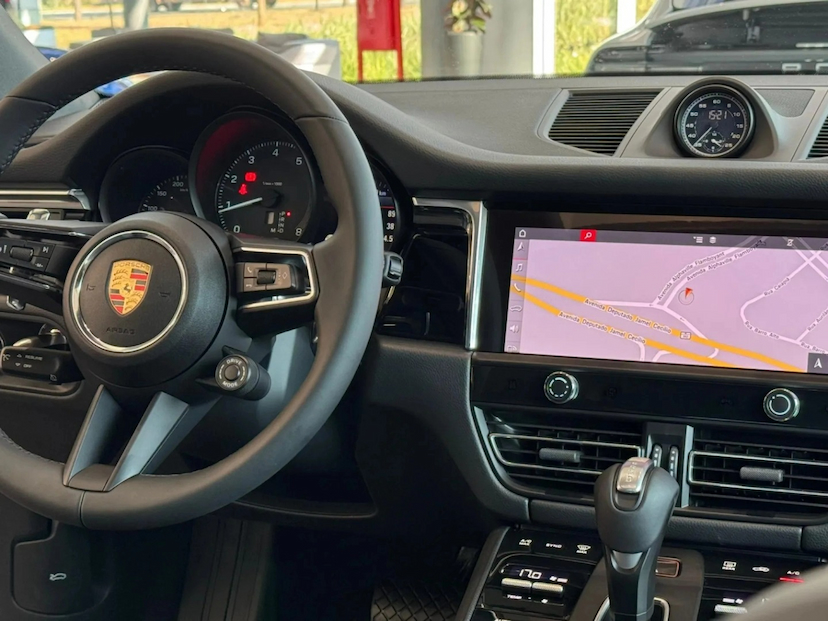 Foto do veículo PORSCHE MACAN 2.0 TURBO GASOLINA PDK 2025 0 KM 539.800,00