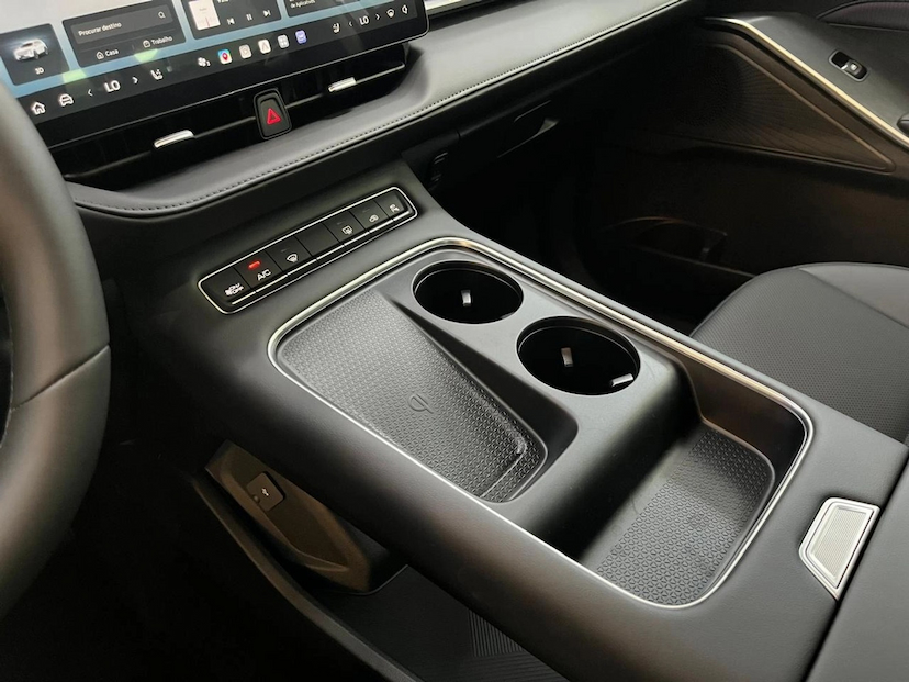 Foto do veículo GWM HAVAL H6 1.5 PHEV19 E-TRACTION 2026 0 KM 222.490,00