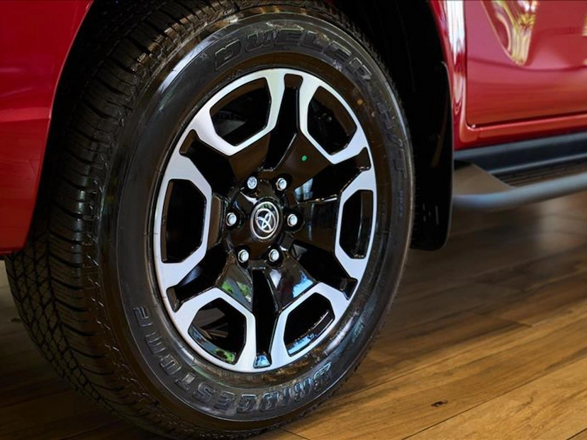 Foto do veículo TOYOTA HILUX 2.8 D-4D TURBO DIESEL CD SRX 4X4 AUTOMÁTICO 2026 0 KM 314.800,00