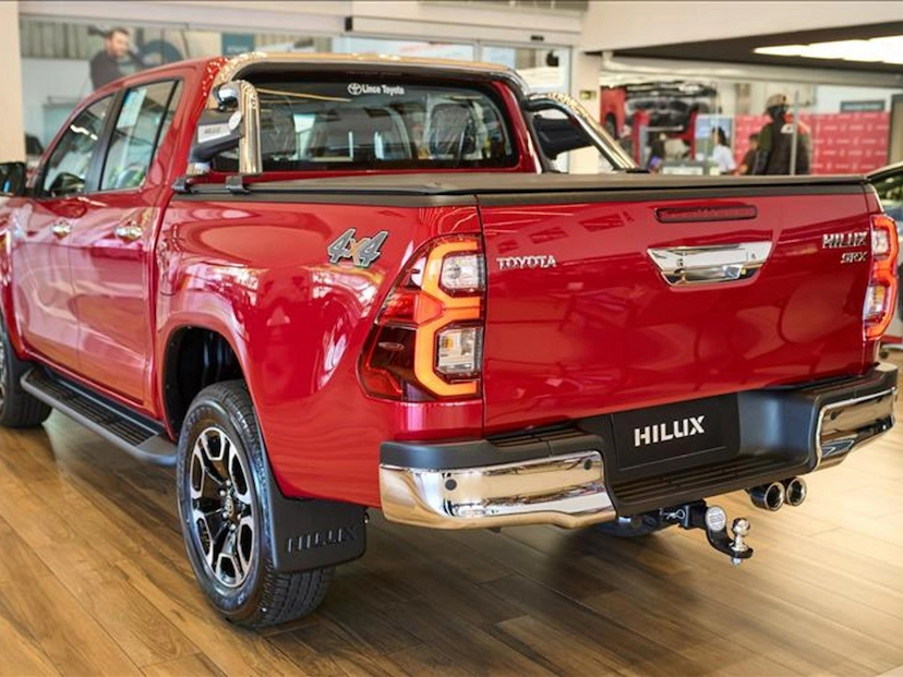 Foto do veículo TOYOTA HILUX 2.8 D-4D TURBO DIESEL CD SRX 4X4 AUTOMÁTICO 2026 0 KM 314.800,00