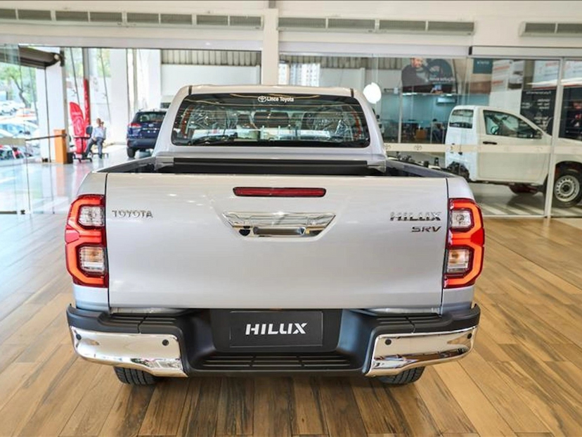 Foto do veículo TOYOTA HILUX 2.8 D-4D TURBO DIESEL CD SRV 4X4 AUTOMÁTICO 2026 0 KM 284.800,00