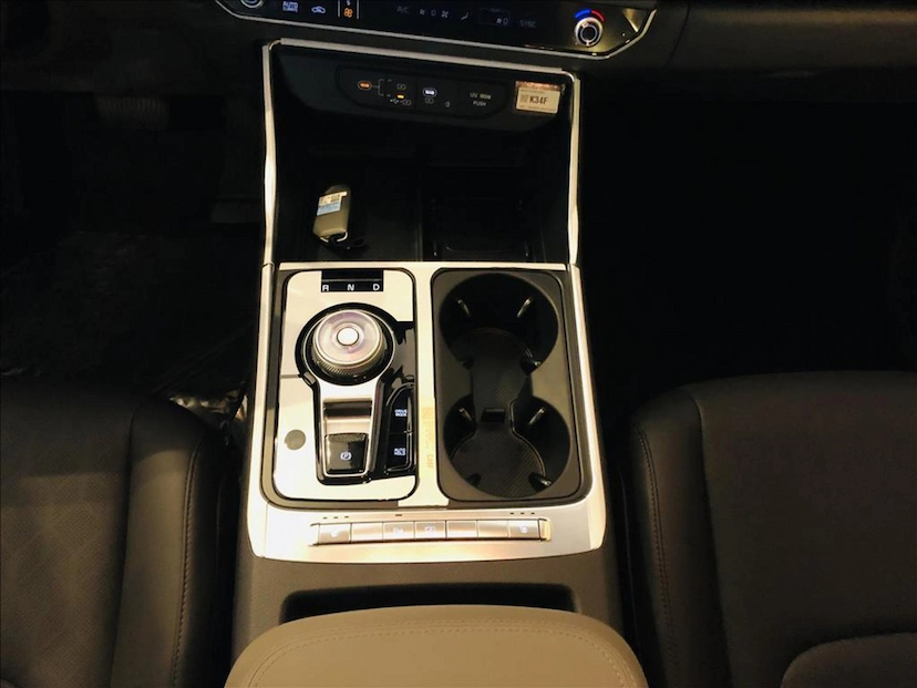 Foto do veículo KIA CARNIVAL 3.5 V6 GASOLINA EX AUTOMATICO 2025 0 KM 659.790,00