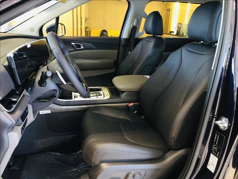 Foto do veículo KIA CARNIVAL 3.5 V6 GASOLINA EX AUTOMATICO 2025 0 KM 659.790,00