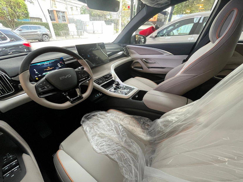 Foto do veículo BYD SONG PRO 1.5 DM-I HÍBRIDO GS AUTOMÁTICO 2027 0 KM 184.880,00