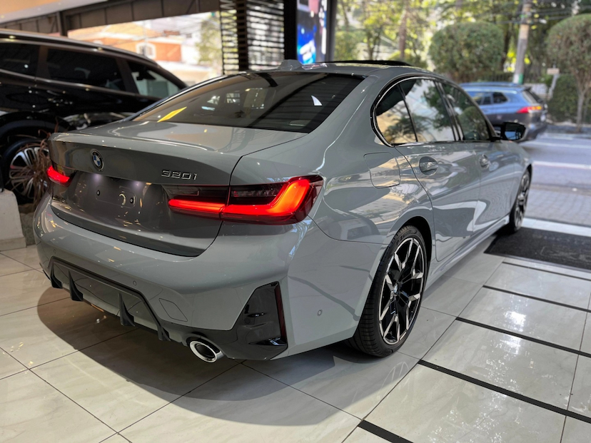 Foto do veículo BMW 320I 2.0 16V TURBO FLEX M SPORT AUTOMÁTICO 2026 0 KM 357.890,00