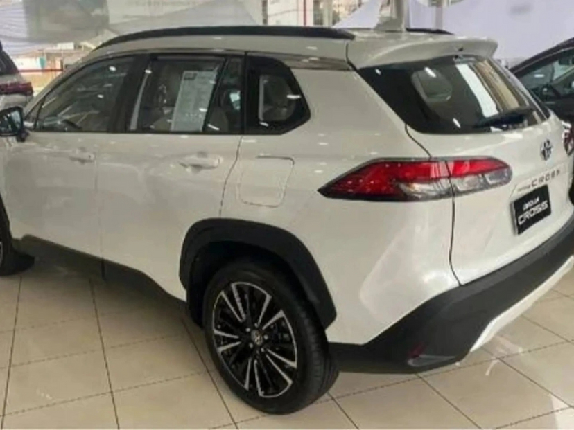 Foto do veículo TOYOTA COROLLA CROSS 1.8 VVT-I HYBRID FLEX XRX CVT 2026 0 KM 218.800,00